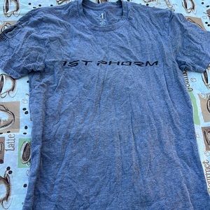 1st phorm gray top